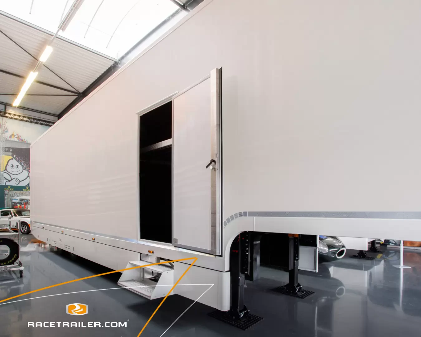 In stock, for a fast delivery a double deck race trailer including office space (no office), can carry up to 4 cars.