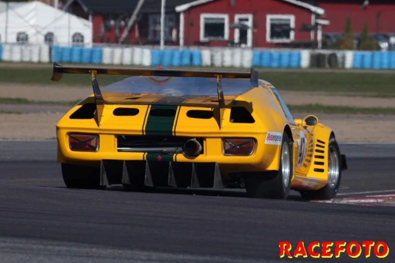 Voiture de course Lotus Europa