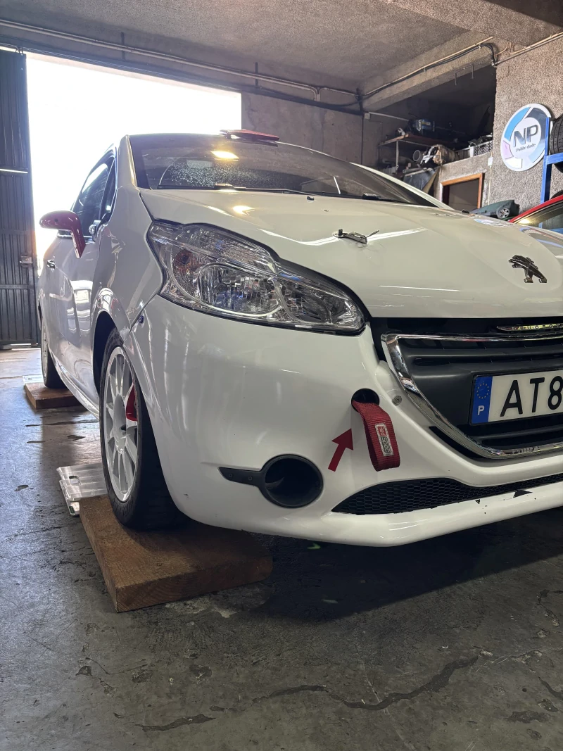 Peugeot 208 R2 Full spec