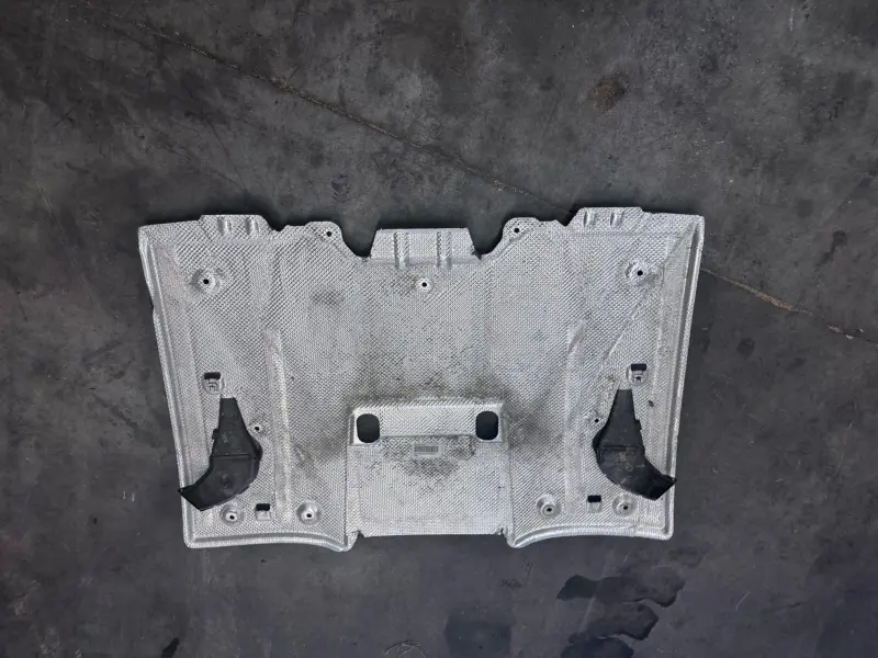 Cache sous caisse arrière Porsche Cayman GT4 RS - 982825205A