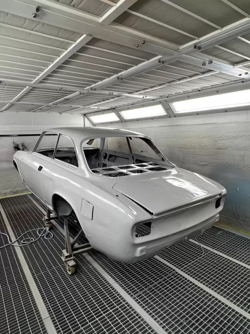 Alfa Romeo Giulia coupé Bertone GT 1300 Junior