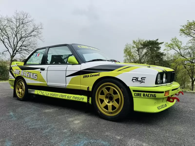 BMW M3 E30 Maxi GR A ex Romain Dumas