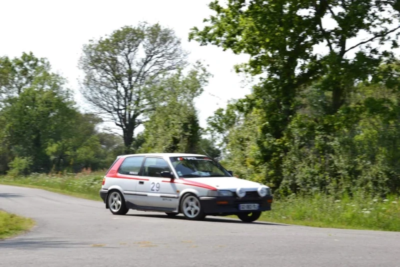 TOYOTA Corolla GTI 16