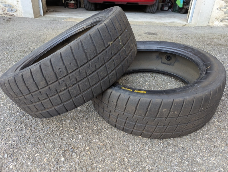 2 pneus Michelin pluie 19/63-17 MW1