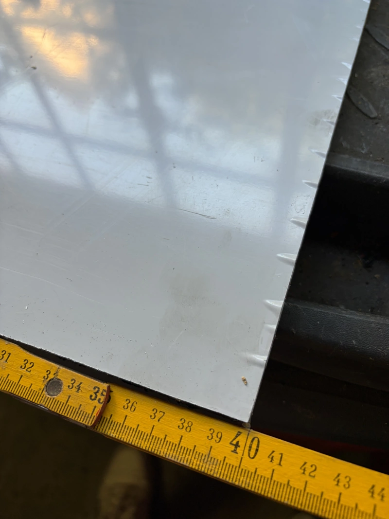 Honeycomb aluminium panels for crash boxes