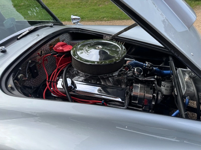 COBRA RAM SC 5.7 AVEC LEMANS 427HARDTOP