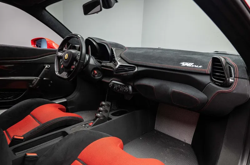 FERRARI 458 SPECIALE