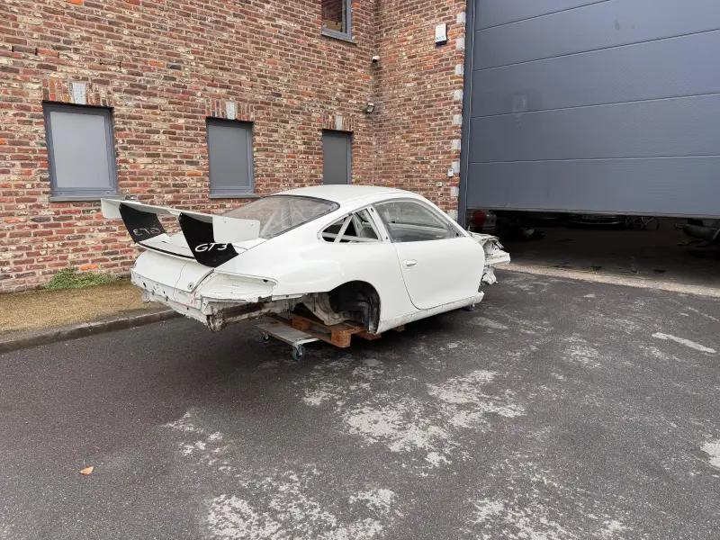 2002 Porsche 996 GT3 Cup bodywork – in excellent condition