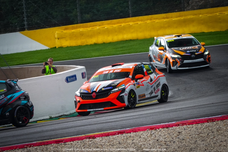 Clio 5 Cup accidentée