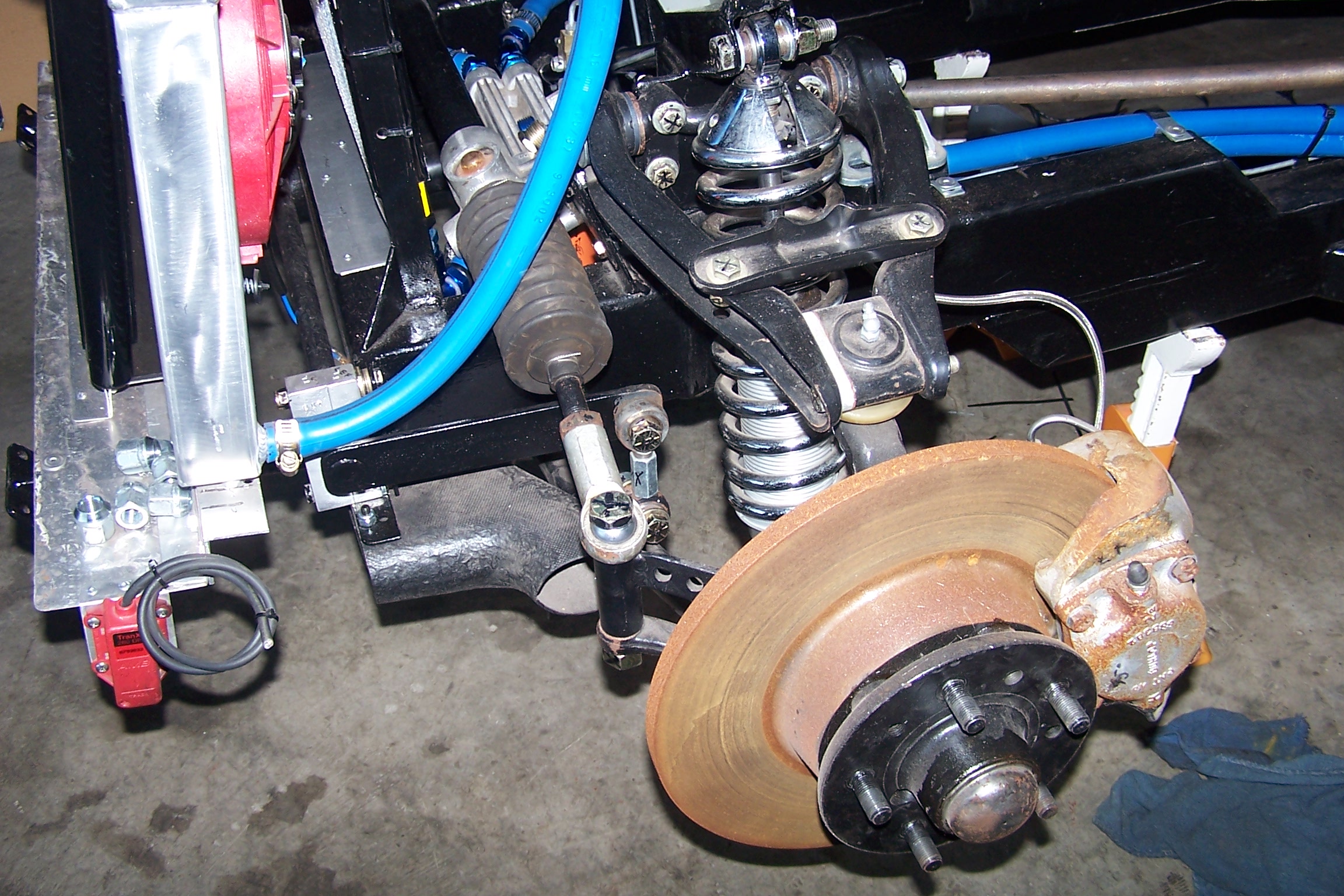 Vintage Racing - 1957 Victress C2 Coupe