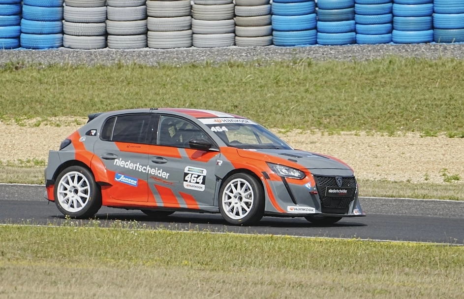 Peugeot 208 Turbo – photo 4