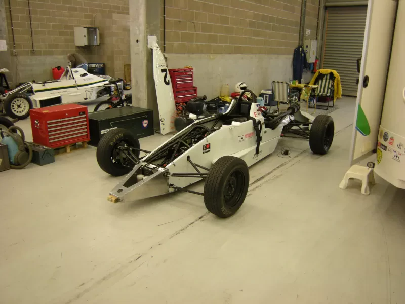 FORMULE FORD KENT SWIFT 1992