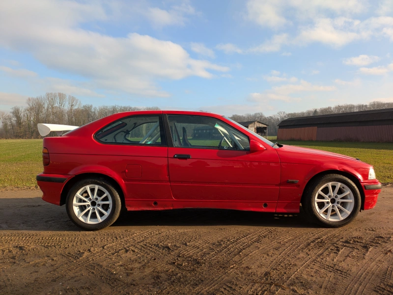 Urgent - BMW 318 TI E36 COMPACT