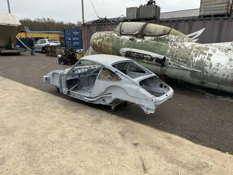 Caisse Porsche 911 1967 - sablée - projet