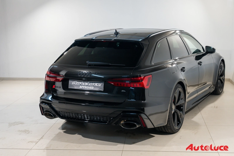 AUDI RS6 AVANT PERFORMANCE