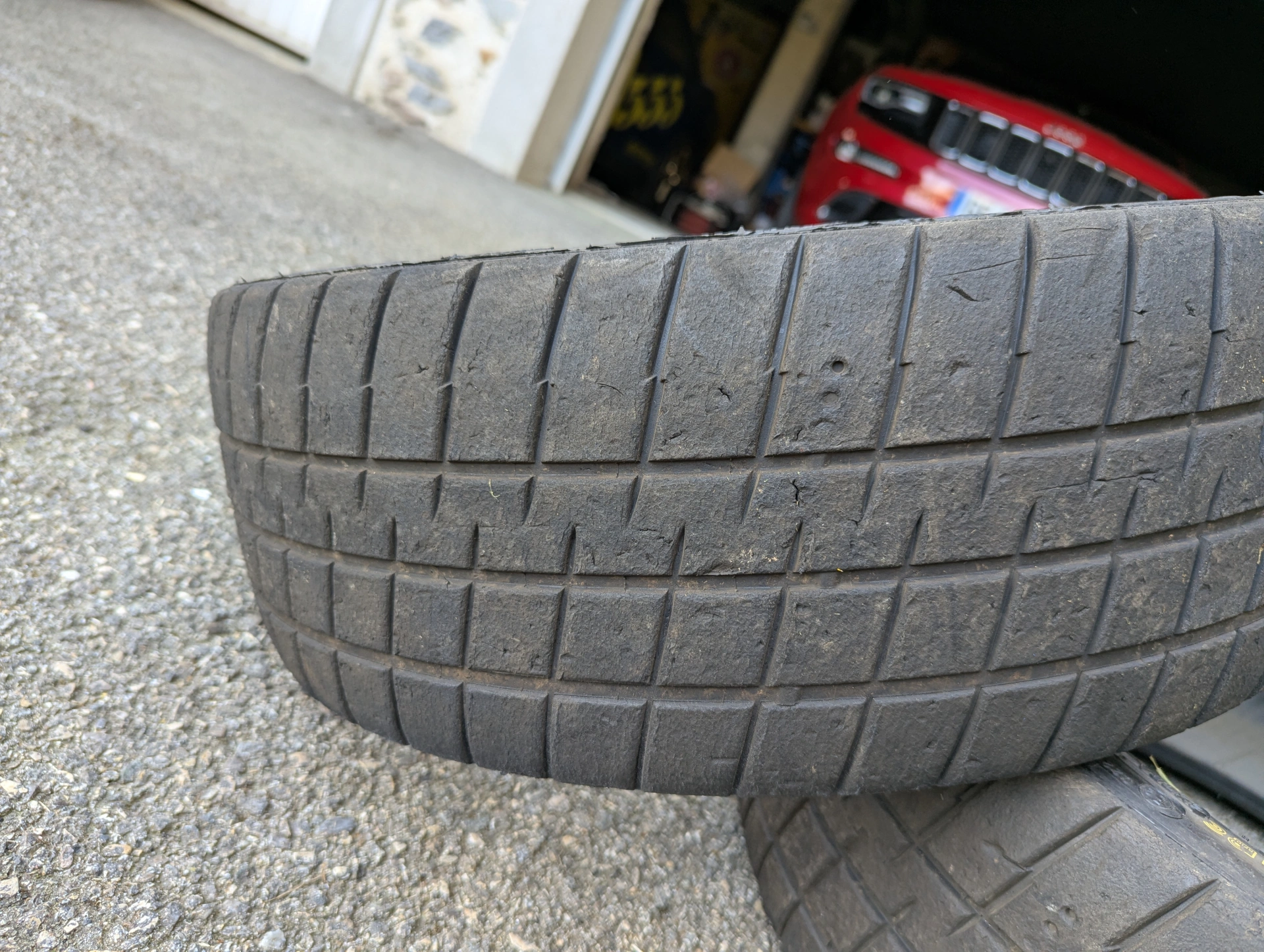 2 Michelin rain tyres 19/63-17 MW1 – photo 2