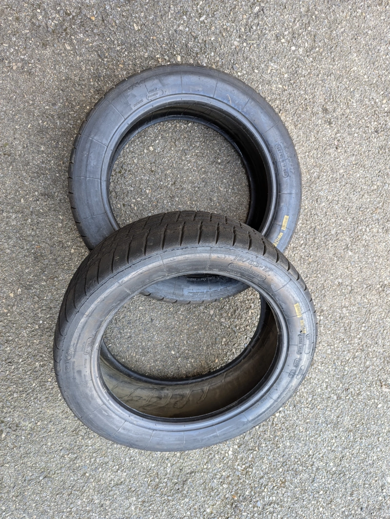 2 pneus Michelin pluie 19/63-17 MW1