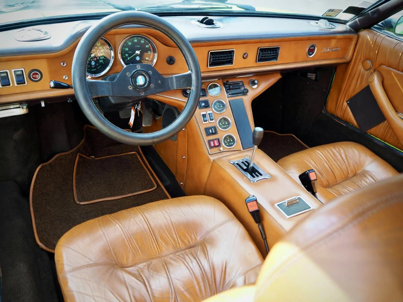 De Tomaso Pantera GT5