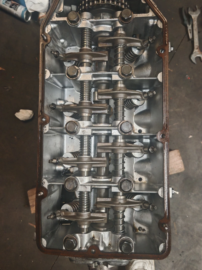Simca Chrysler 2.0l engine