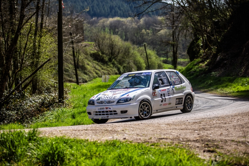 Saxo f2013 à vendre ou échange