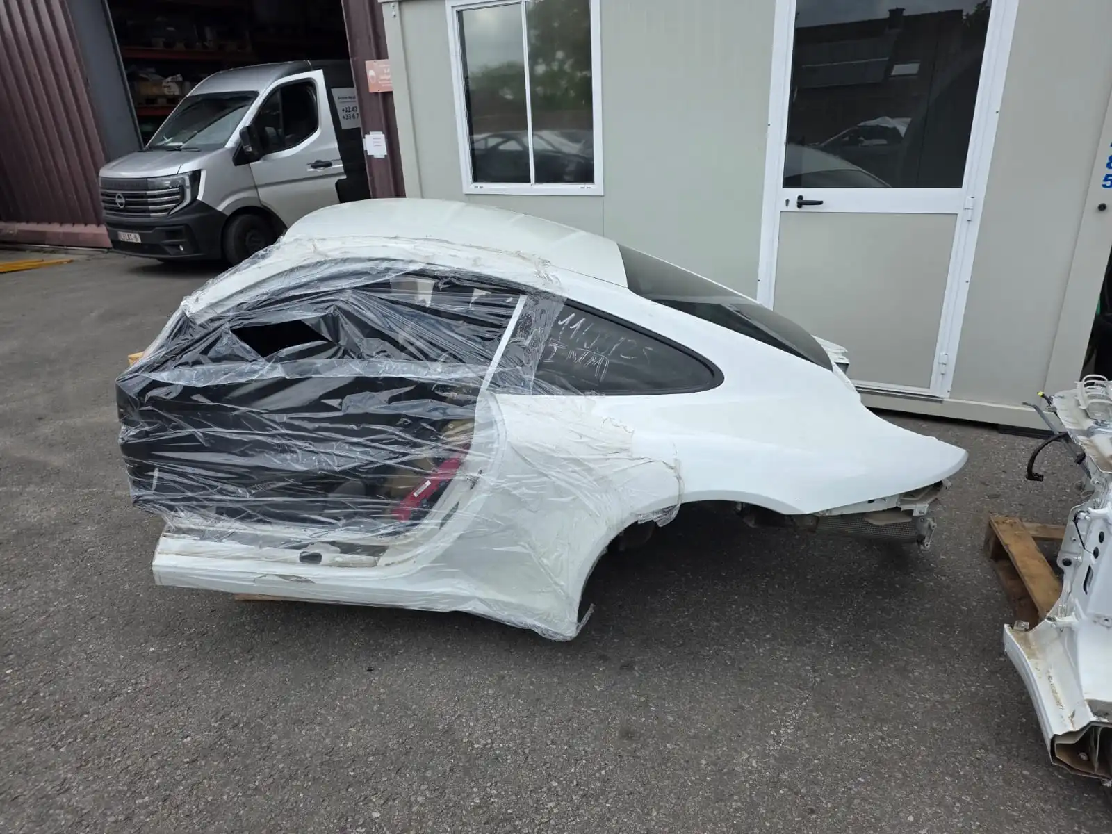 Porsche 991 — bloc arrière nu — sans accessoires – photo 2