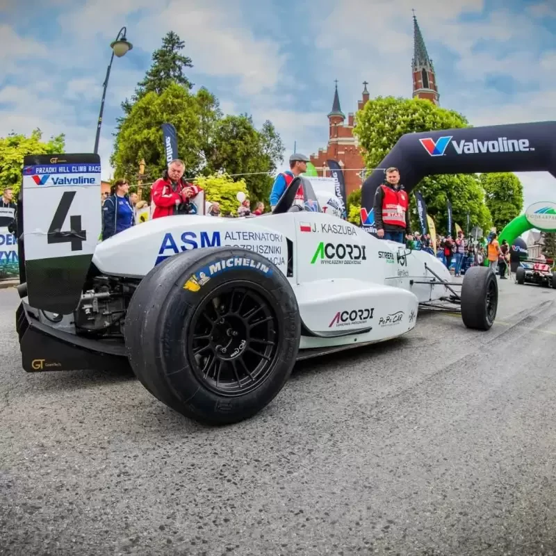 Formule F3 Alfa Romeo FR 02