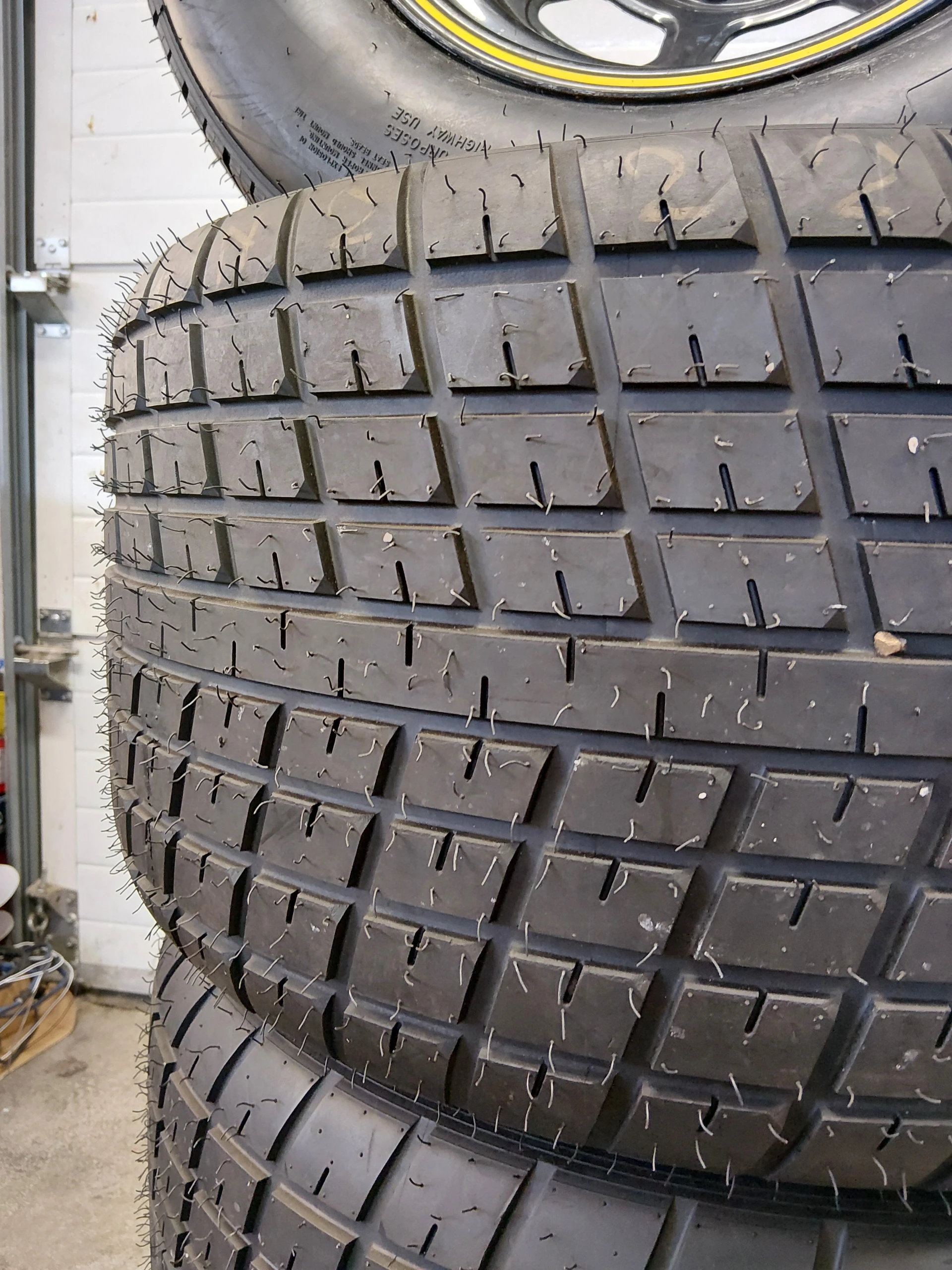 Nascar Tires – photo 4