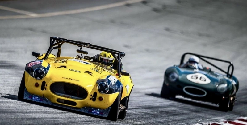 Cobra 427, voiture de course