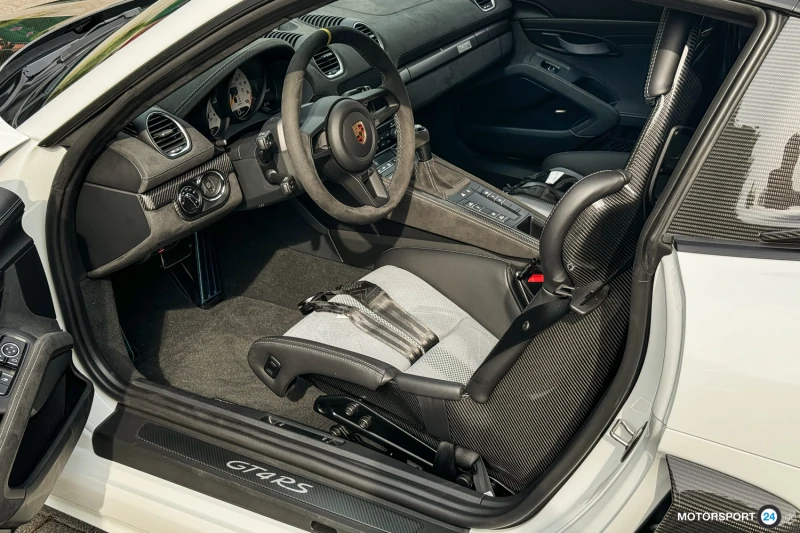 Porsche 718 Cayman GT4 RS Weissach - 2024 - 49 km