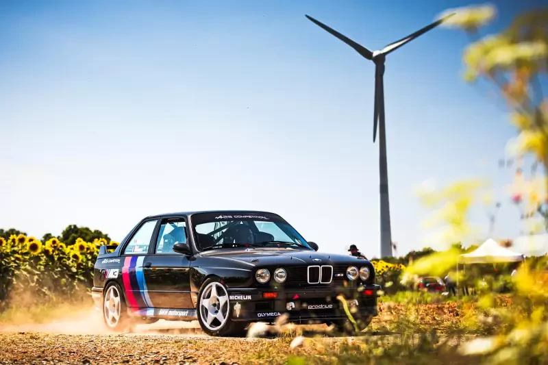 Hire BMW Gr.A E30