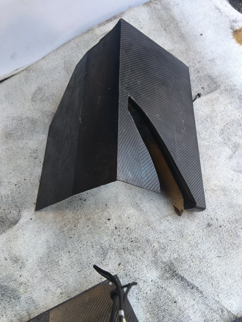 Pièces Dallara a vendre