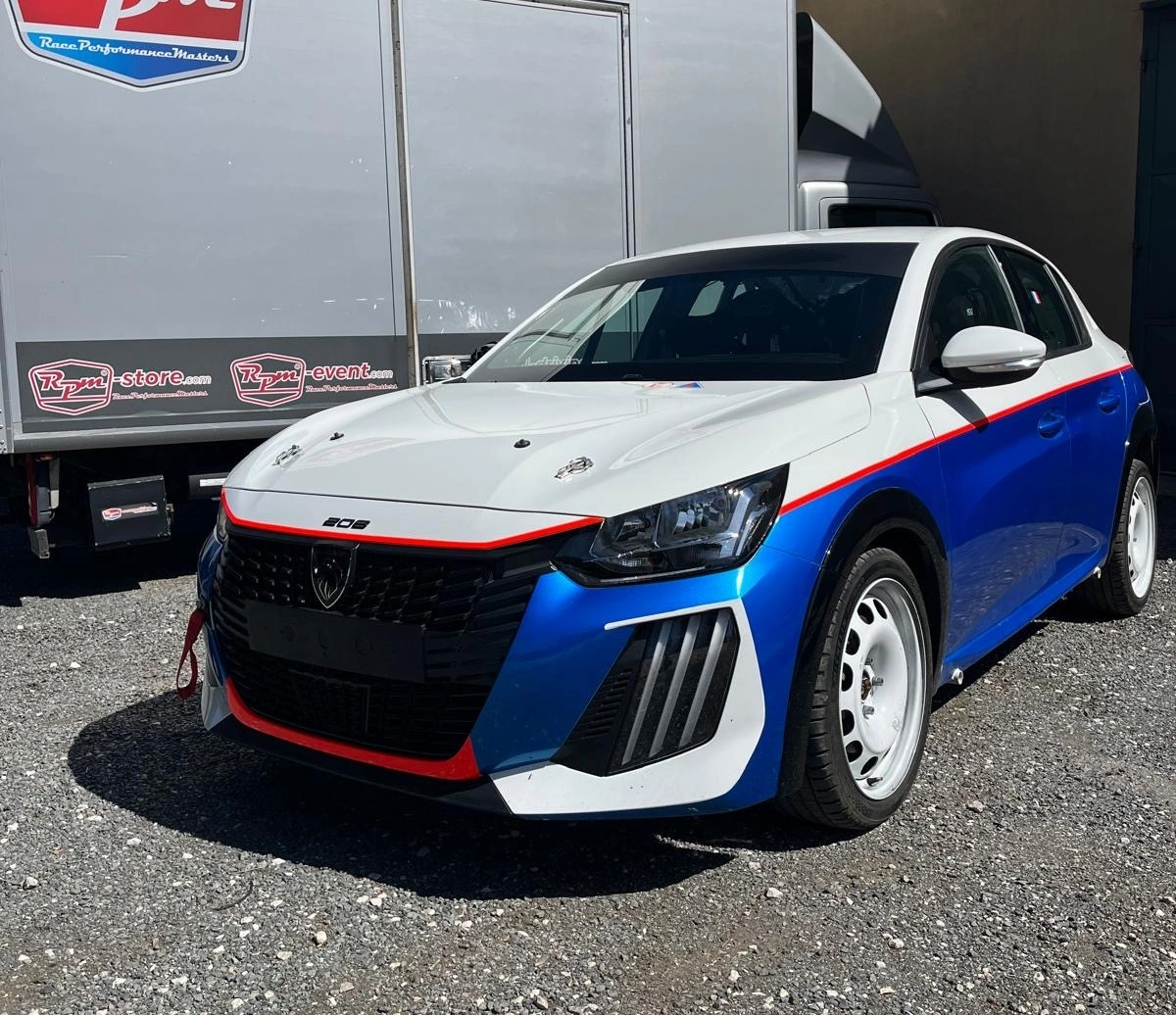 PEUGEOT 208 RACING (Rally6 / TC6) FOR HIRE – photo 1