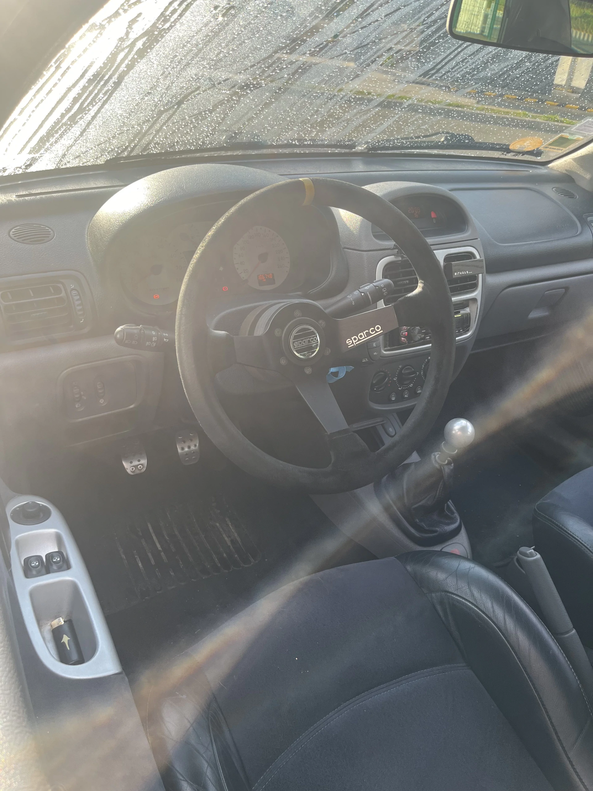 Renault Clio 2 rs1 172