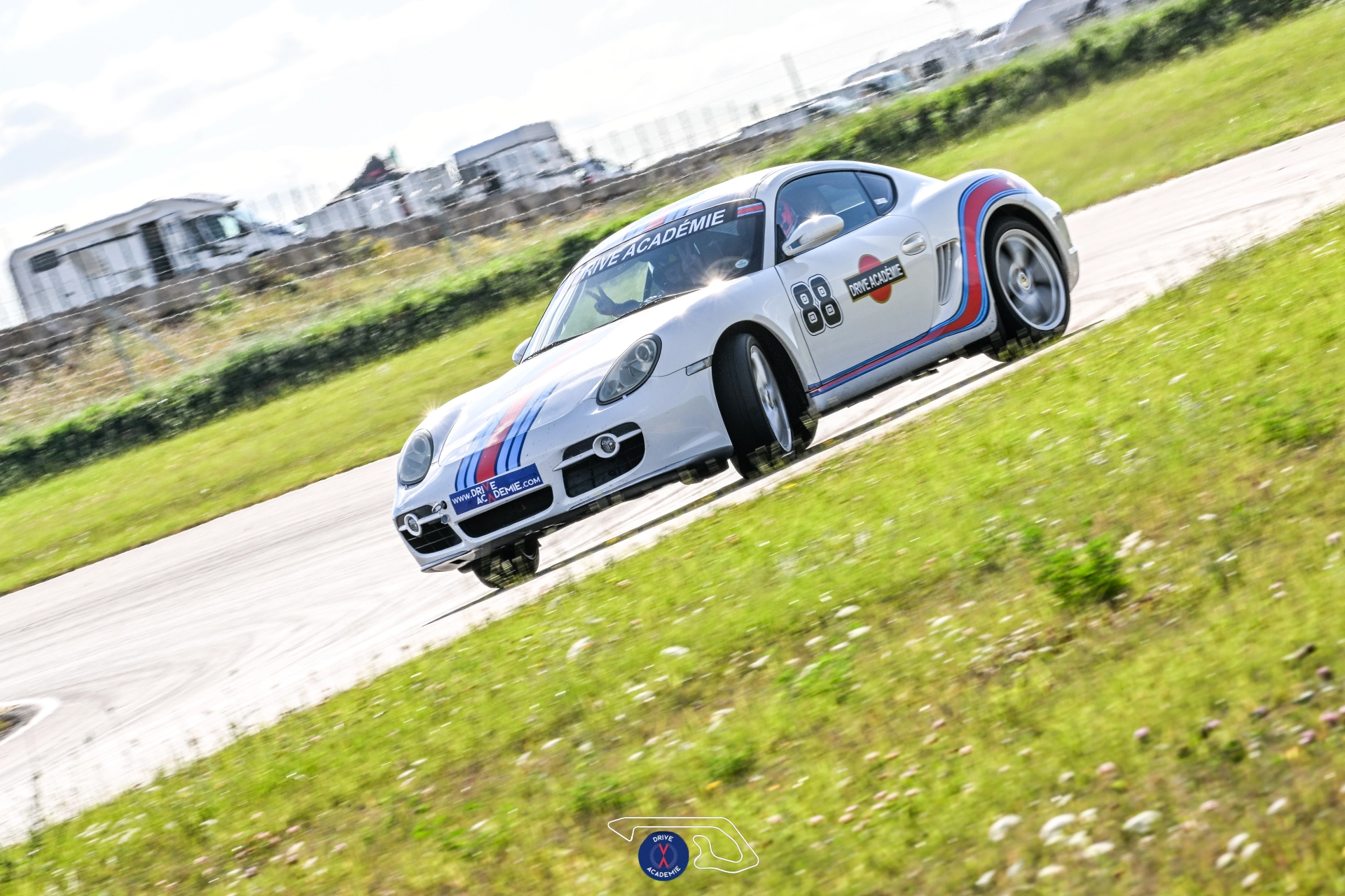 Hire - Porsche Cayman S driving experience – photo 1