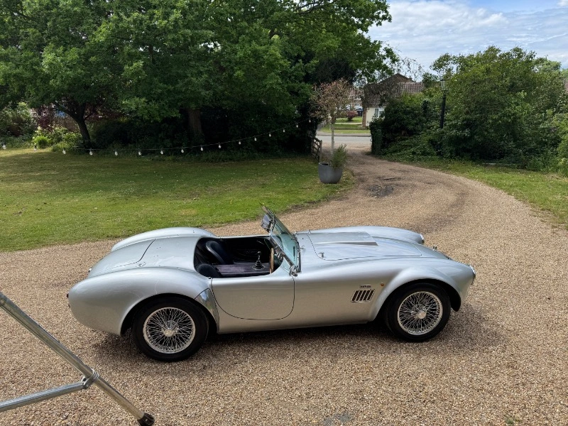 COBRA BY GARDNER DOUGLAS, 5.7 V8