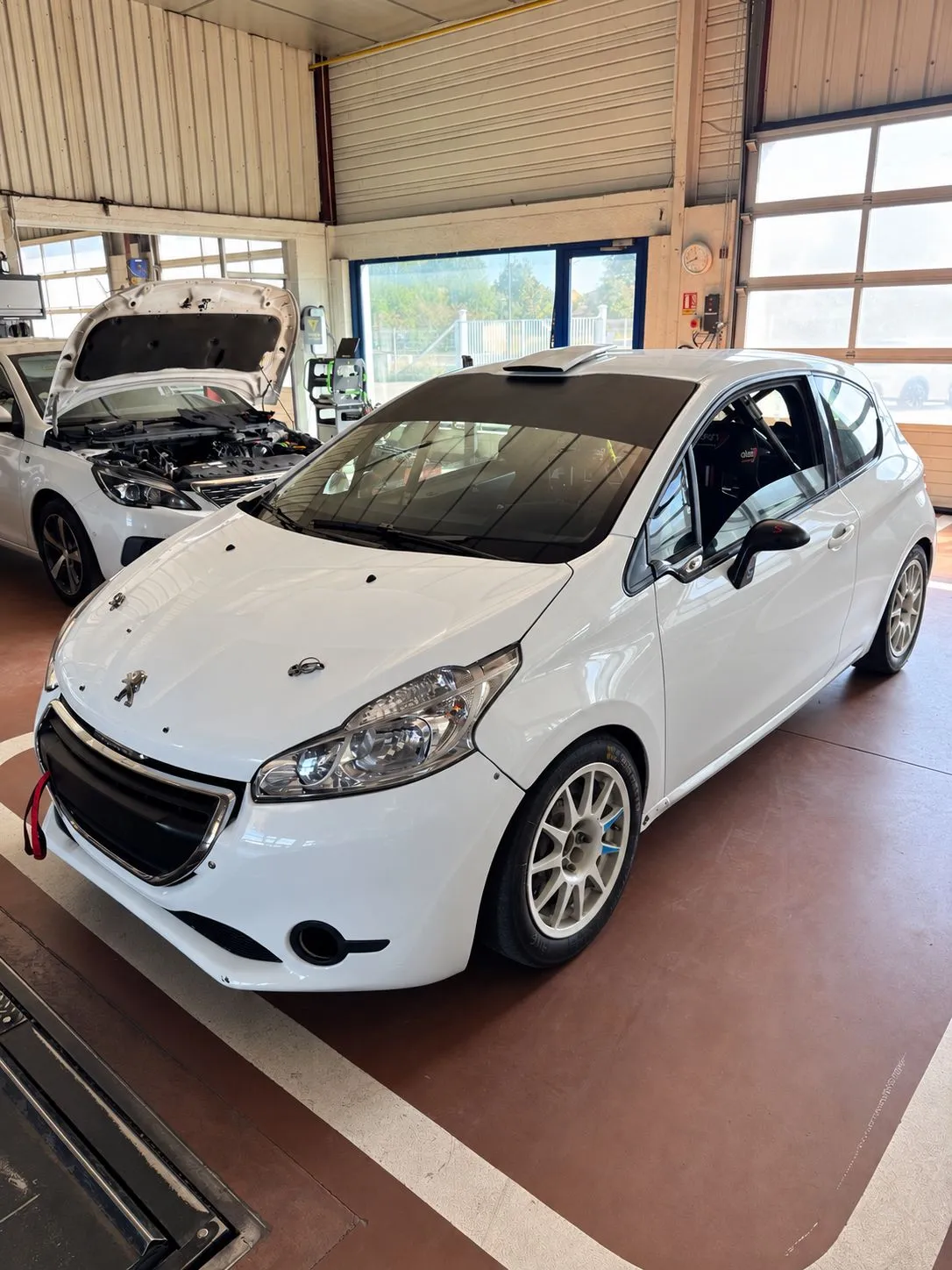 Peugeot 208 R2 – photo 1