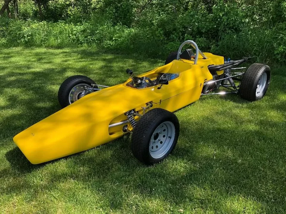 Lola T-200 /F3/36 (updated to T-204)