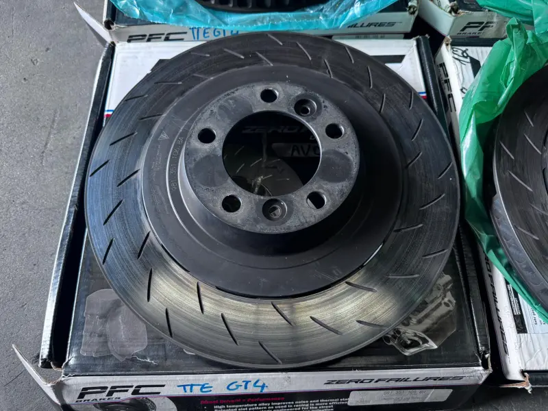 Disques de frein acier PFC Porsche Cayman GT4 RS