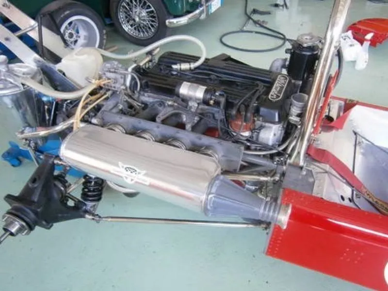 MARCH-Toyota 753 Formule 3 - 1975