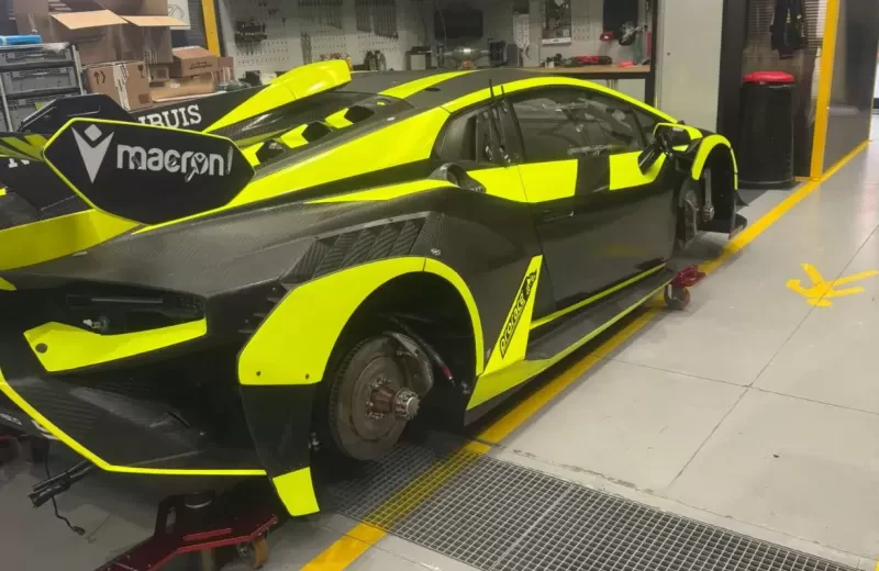 LAMBORGHINI HURACAN EVO 2