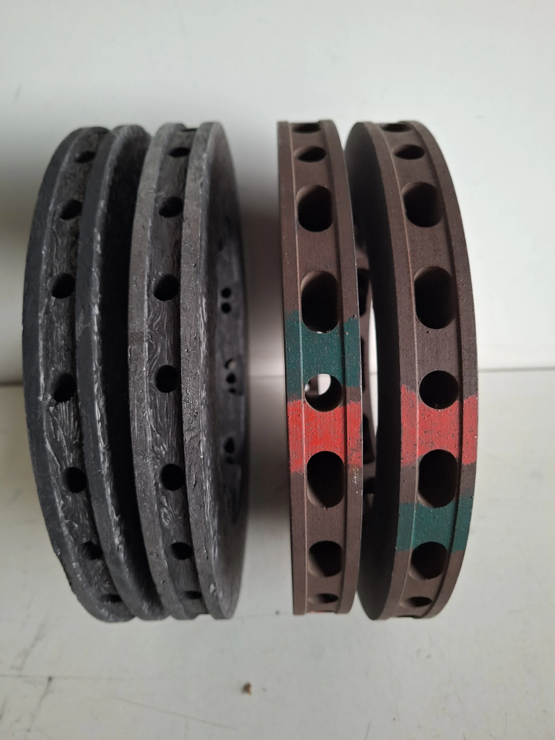 4x carbon discs + 8x carbon brake pads