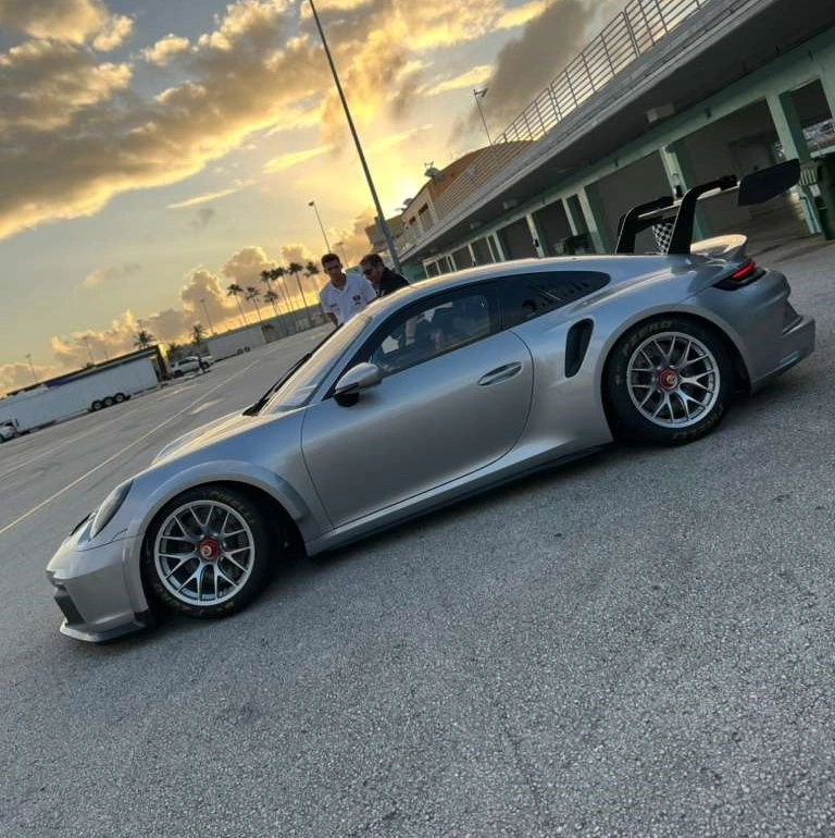 Porsche 992 GT3 Cup Car – photo 1