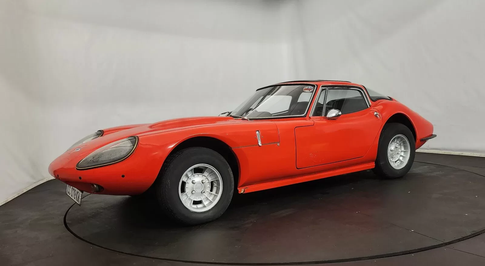 Marcos 3000 GT