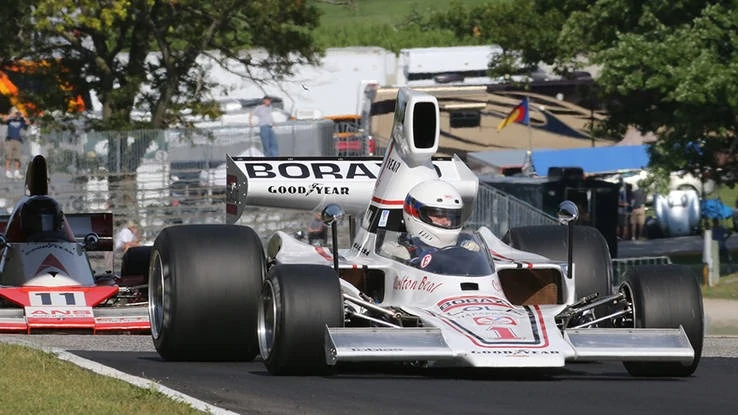 Lola T332C F5000 - Fresh!
