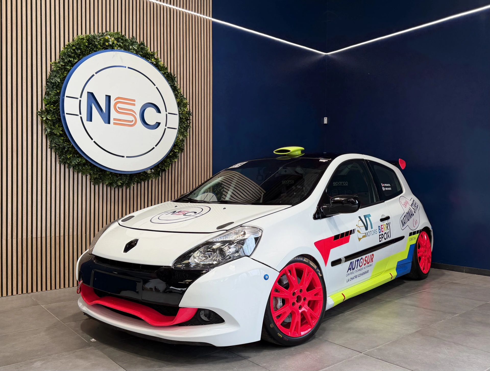 Renault clio cup X85 – photo 1