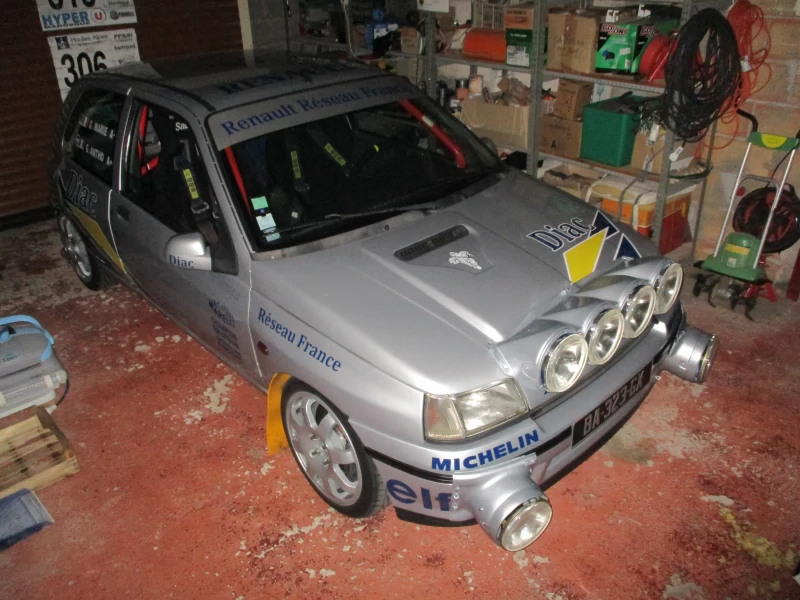 CLIO 16 1992 - VHRS
