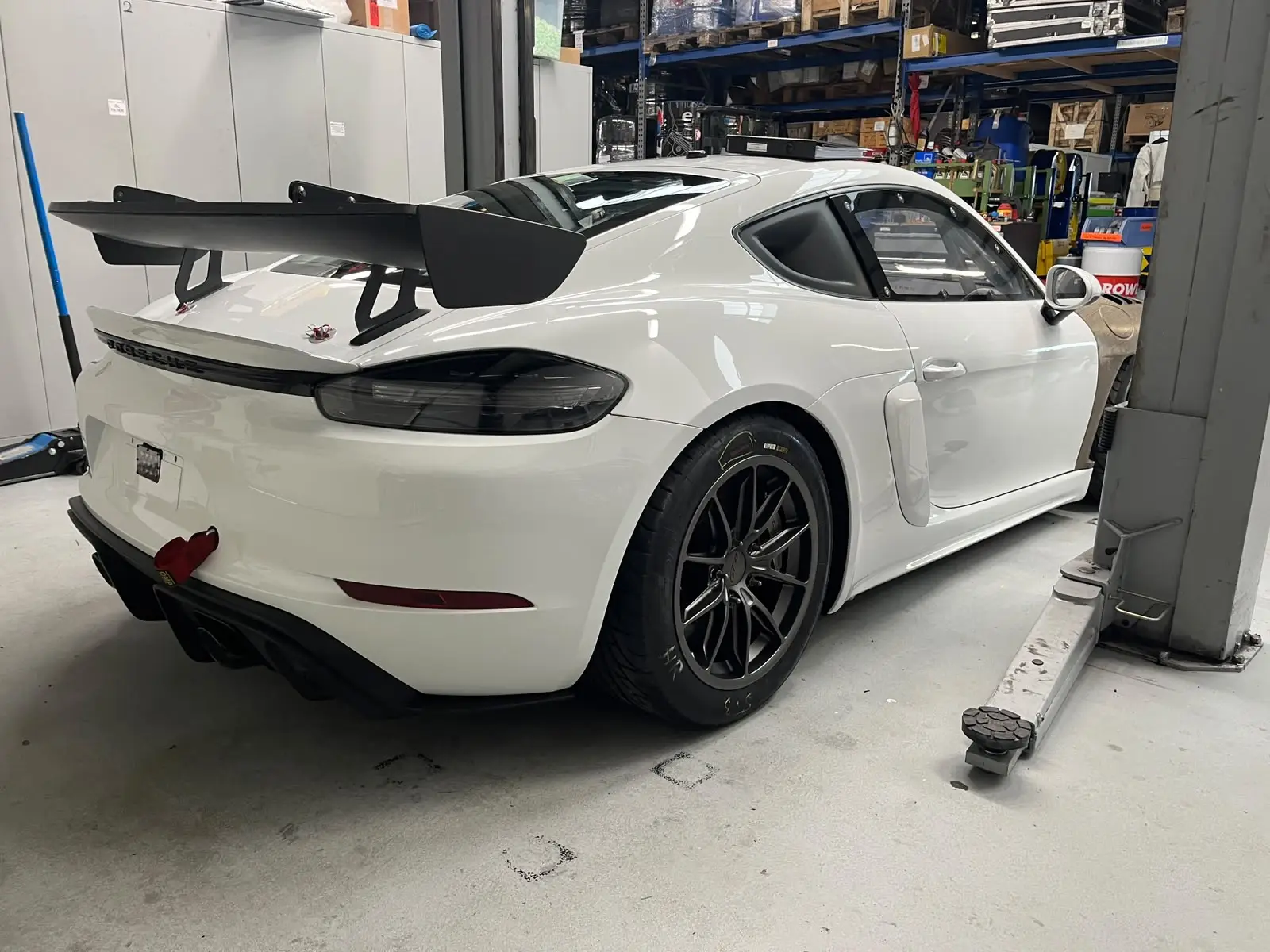 Porsche 718 Cayman GT4 RS Clubsport 2024 for sale – photo 3