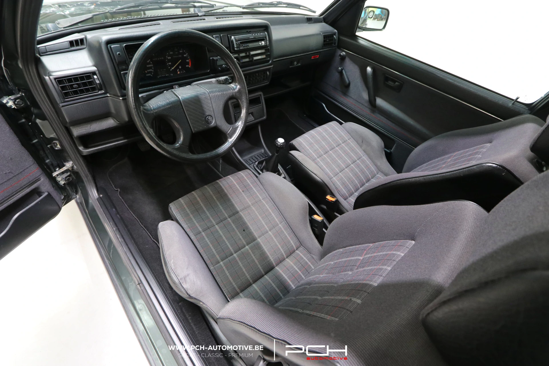 VOLKSWAGEN Golf GTI 16v 1.8 139hp + Sunroof - Fully Restored ! - 1990