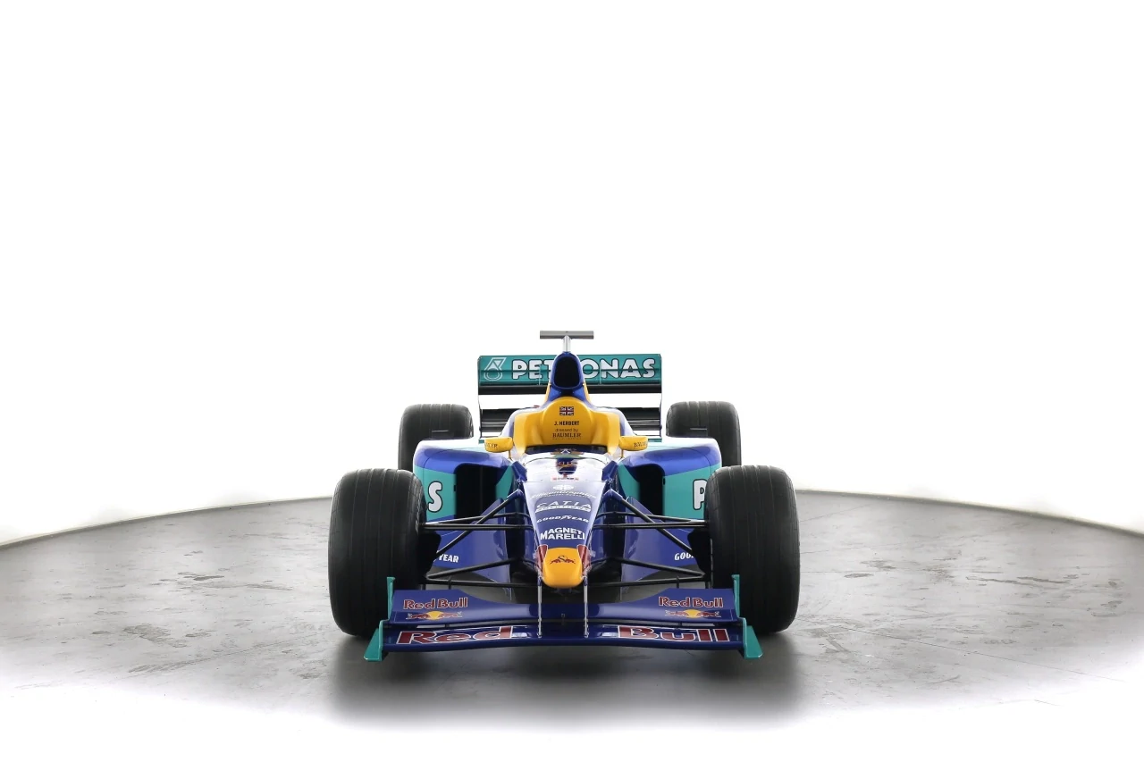 SAUBER C17-04