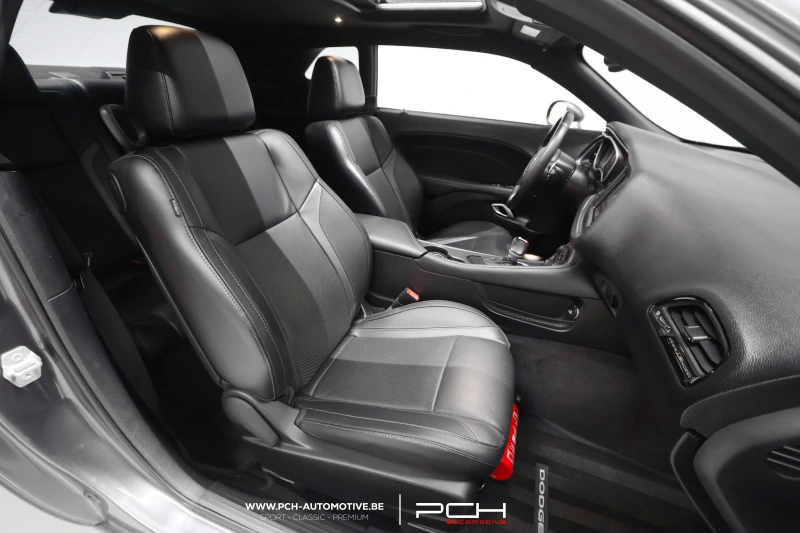 DODGE Challenger 3.6i V6 309cv Aut. - SXT Plus - 106.000 Kms - 2015